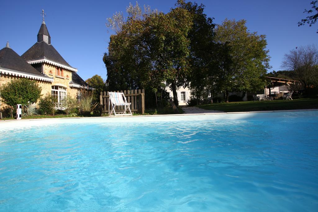 Maison d'Hôtes Lassaubatju Hontanx Exterior foto
