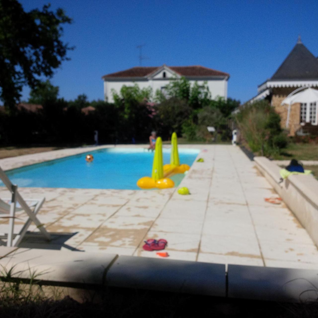Maison d'Hôtes Lassaubatju Hontanx Exterior foto